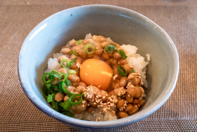 納豆卵かけご飯は太る？気になる原因とカロリー