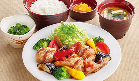 ジョイフルでダイエット中！おすすめメニュー：彩り野菜と若鶏の黒酢あんかけ